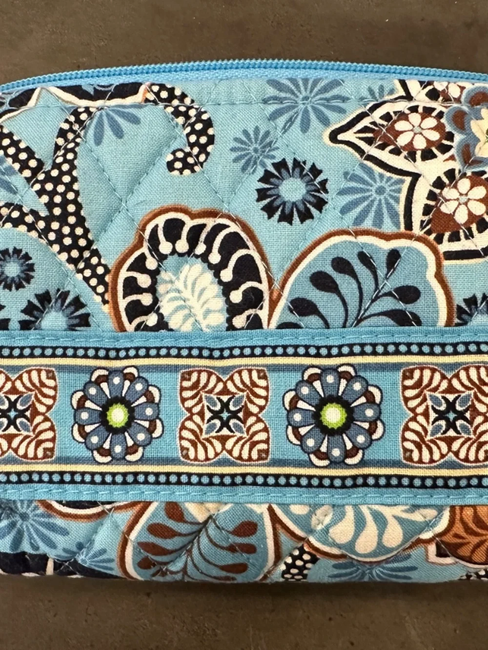 RETIRED BALI BLUE Vera Bradley Small Cosmetic Bag 5